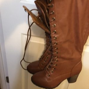 Women’s lace up knee boot
